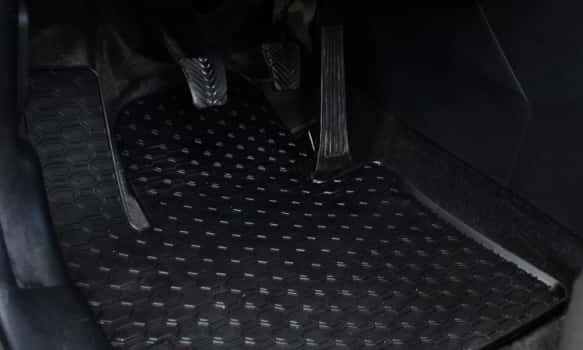 ¿Cuáles son las mejores alfombrillas para tu coche?