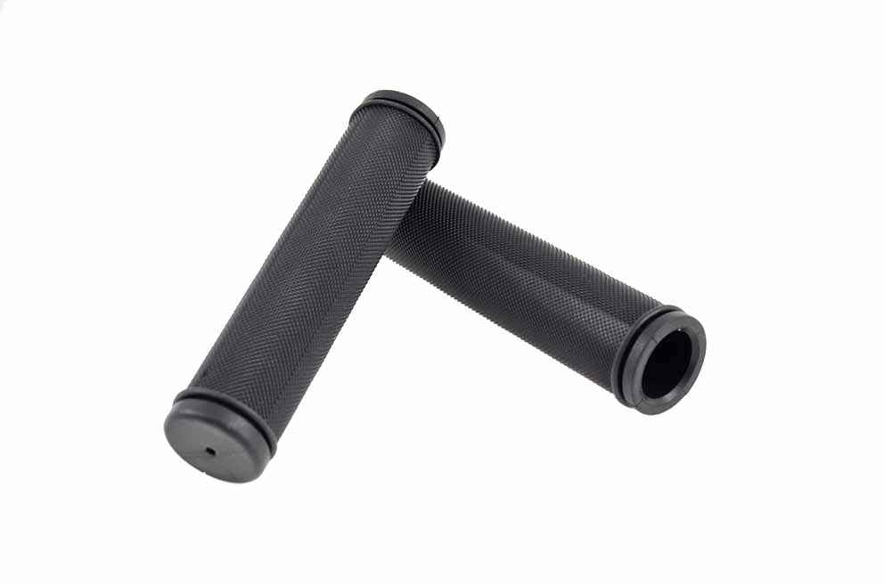 EMPU?ADURAS GRIPS 13CM CON TAPAS LATERALES. COLORES SURTIDOS