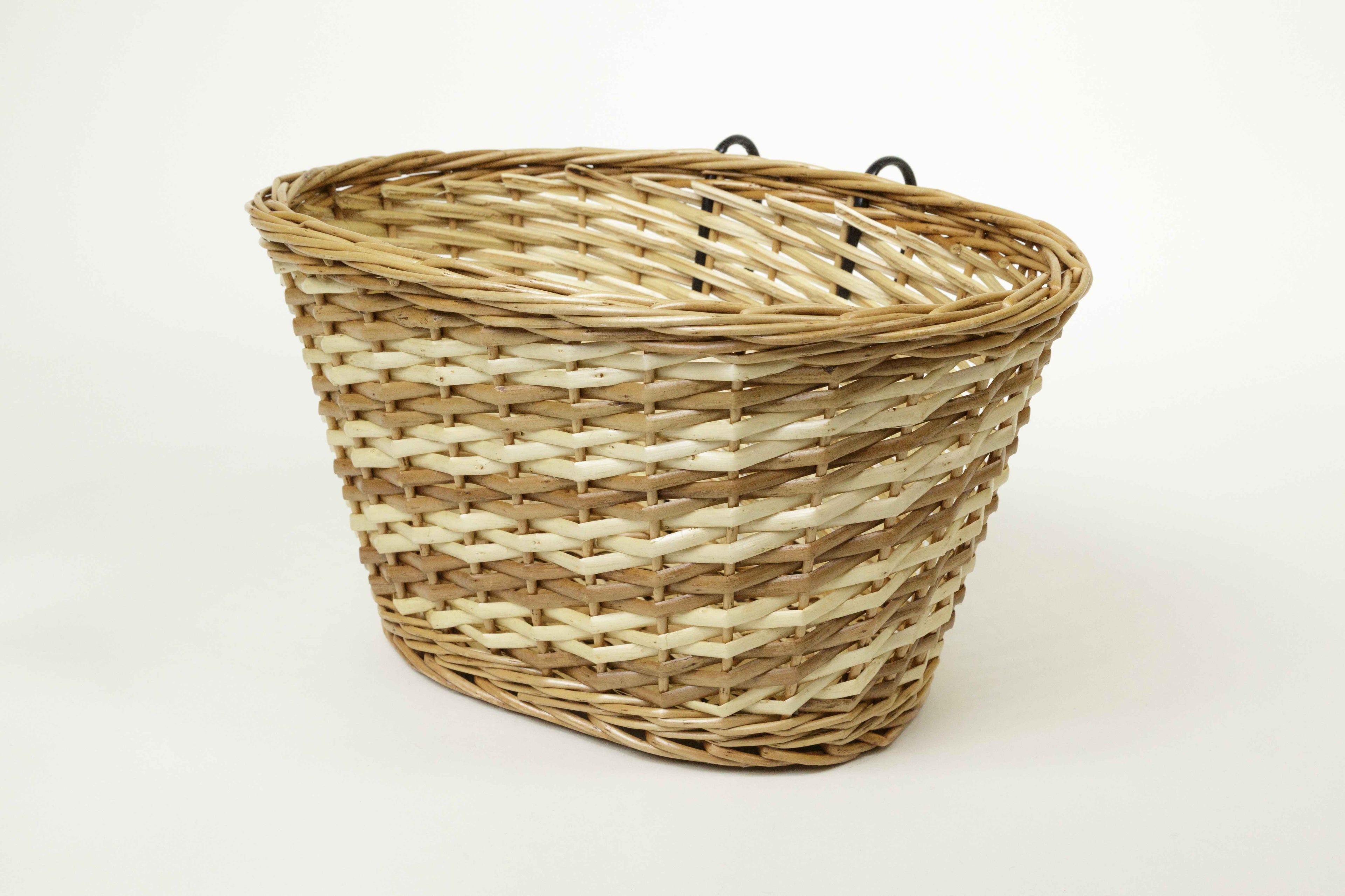 CESTA DE MIMBRE CON GANCHOS 35x26x20