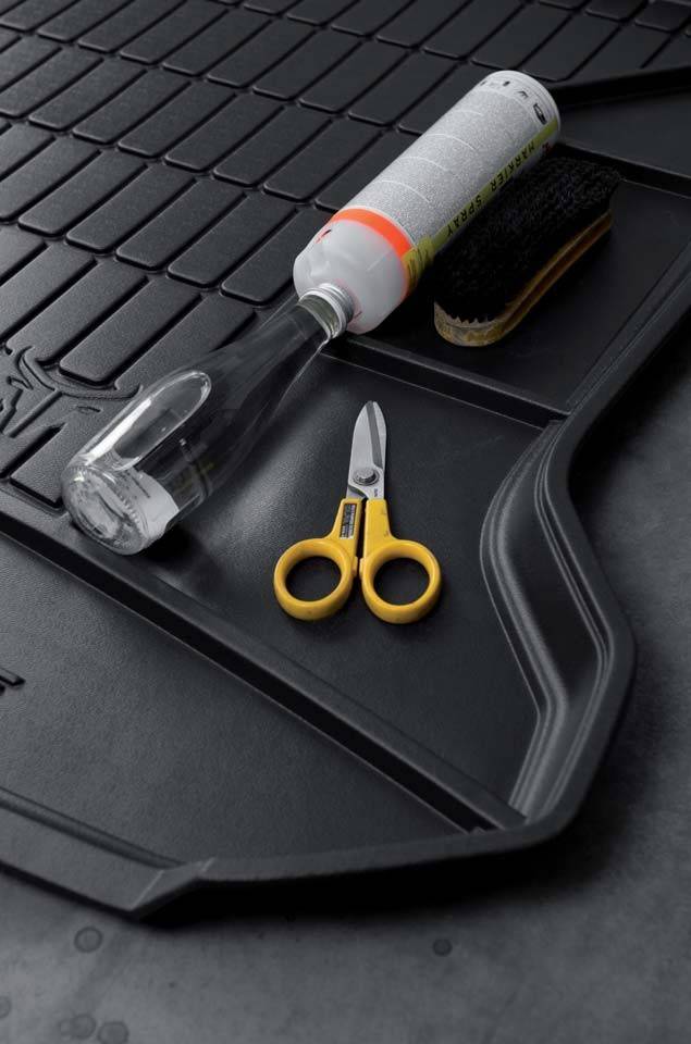 Protector de maletero TPE Toyota Yaris III Active hatchback parte baja (2013-2018) a medida