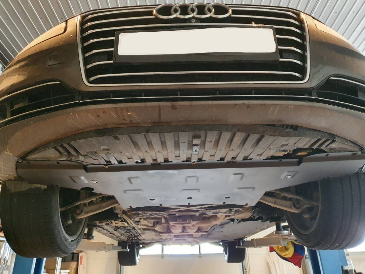 Cubre cárter metálico Audi A8 (2010-2017) a medida