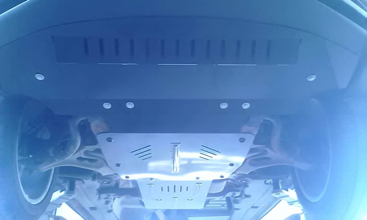 Cubre cárter metálico Audi Q7 (2006-2015) a medida