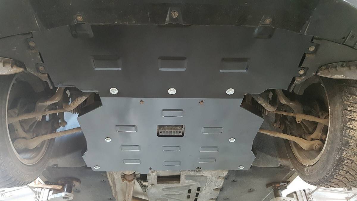 Cubre cárter metálico BMW Serie 1 E81,E87 (2004-2011) a medida