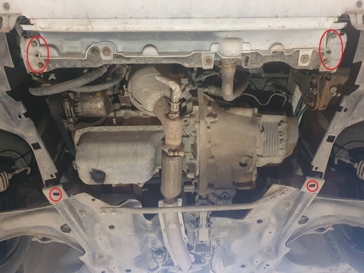 Cubre cárter metálico Citroën C-Elysee (2012-actualidad) a medida