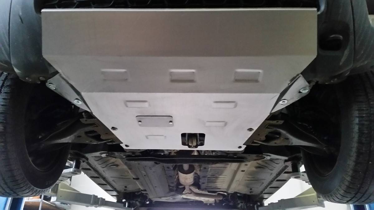 Cubre cárter metálico Dacia Duster - 2,5 mm (2010-2017) a medida