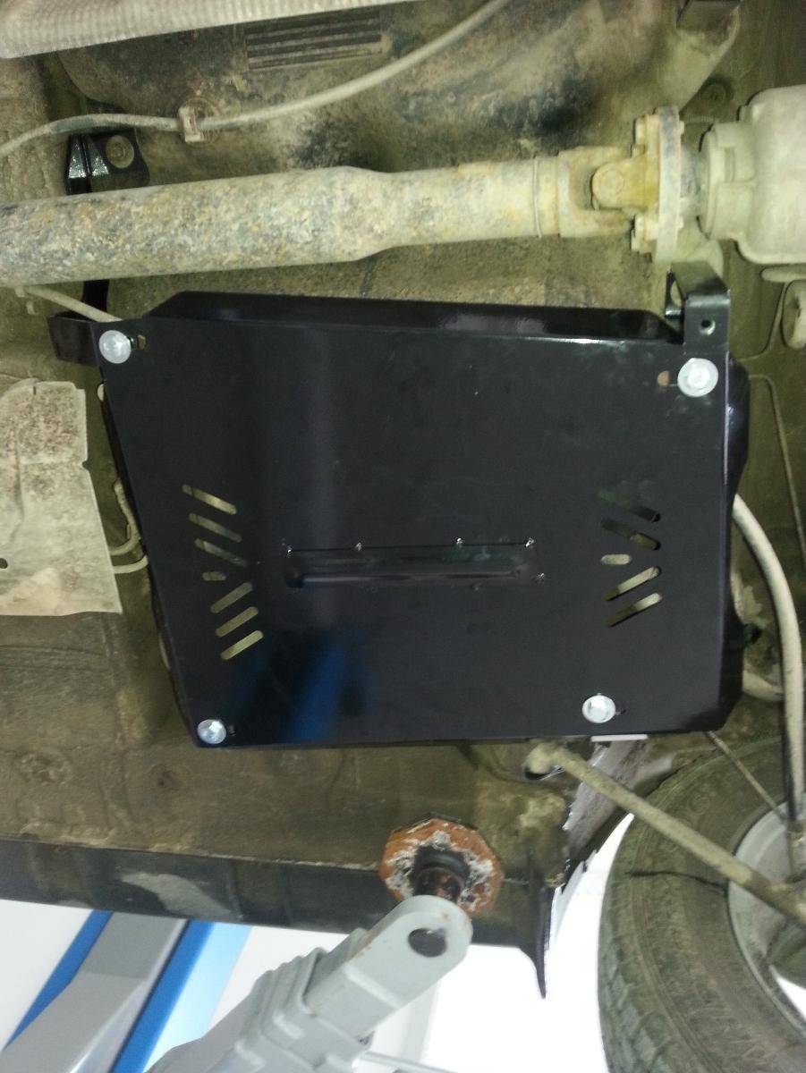 Protección del Depósito de Combustible Dacia Duster (2010-2017)