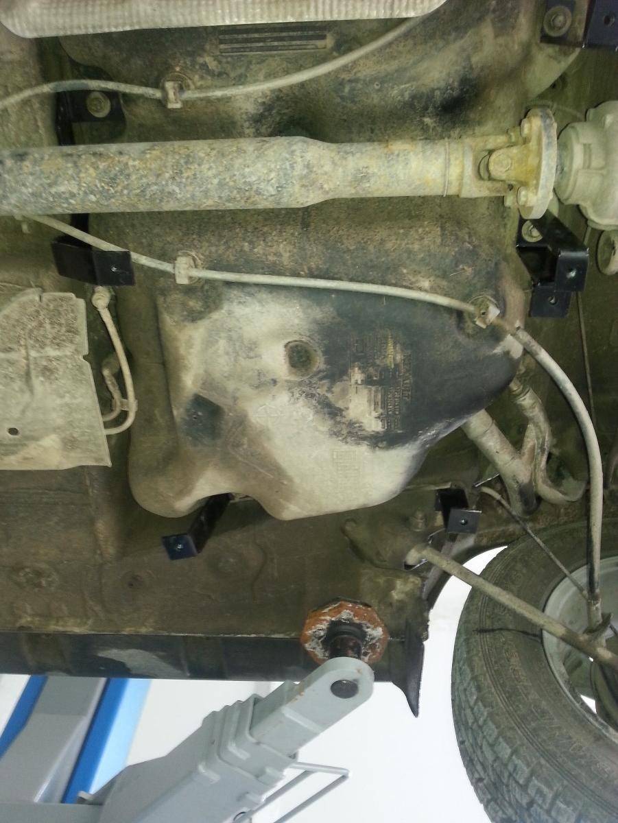 Protección del Depósito de Combustible Dacia Duster (2010-2017)