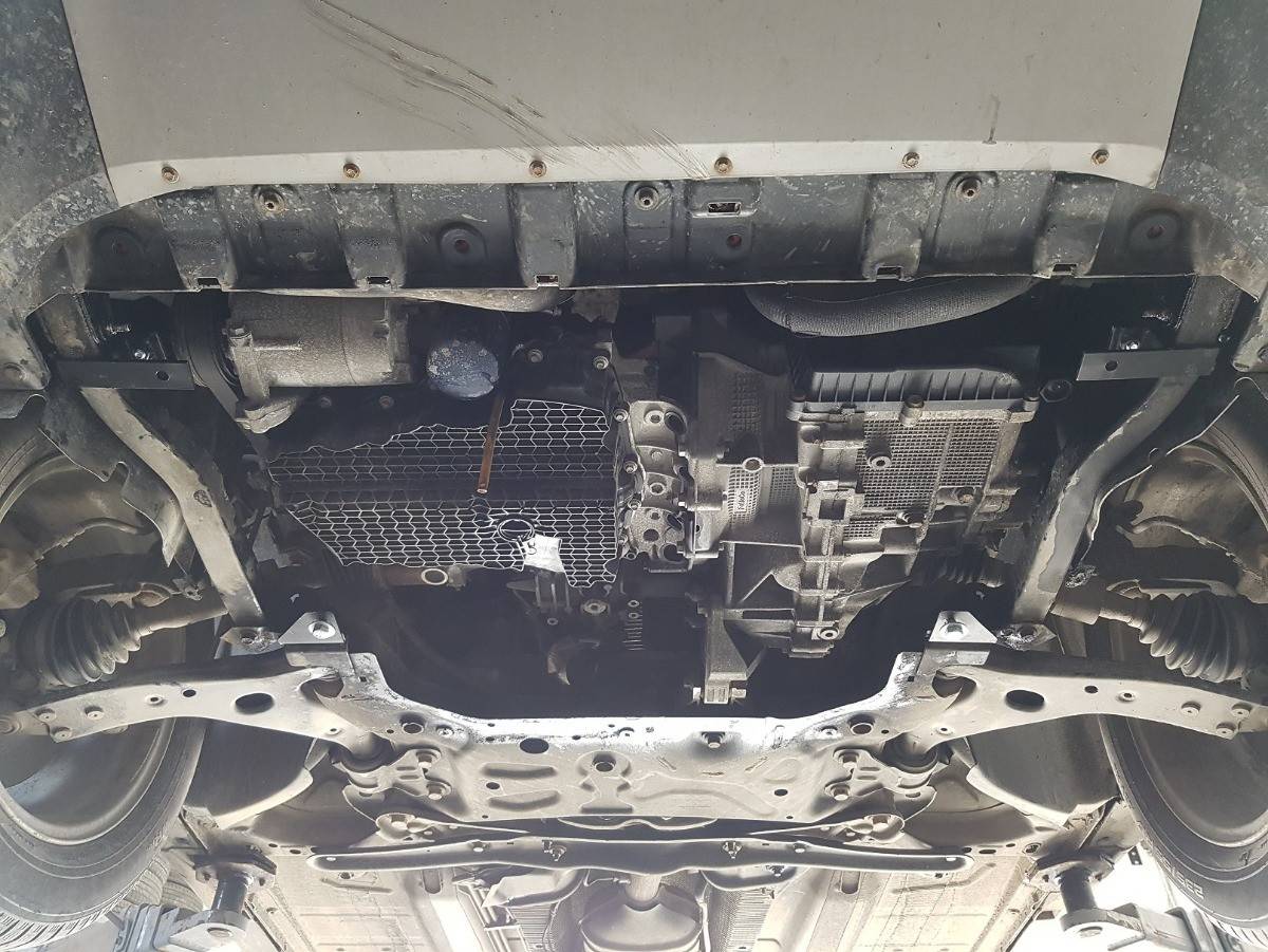Cubre cárter metálico Ford Kuga (2013-2019) a medida