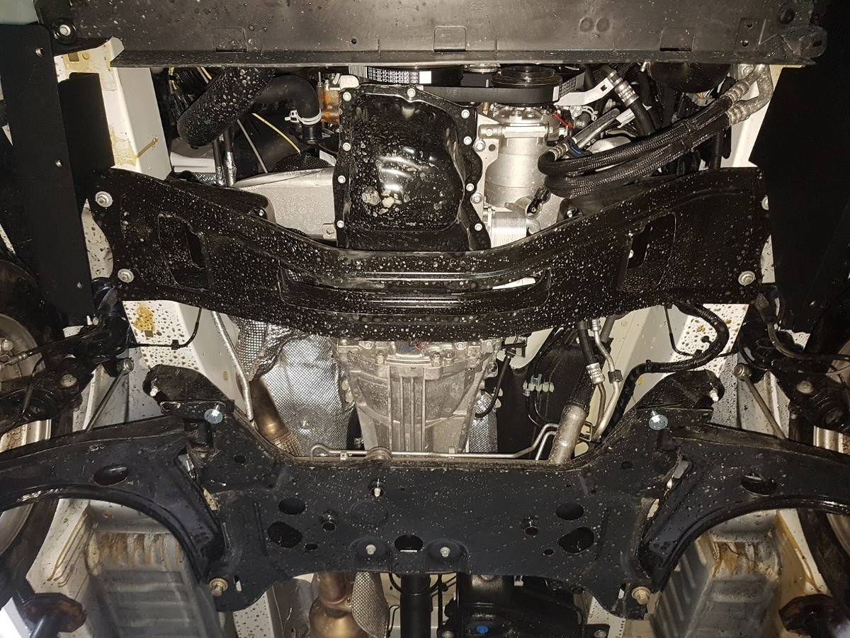 Cubre cárter metálico Ford Transit Custom (2013-2019) a medida