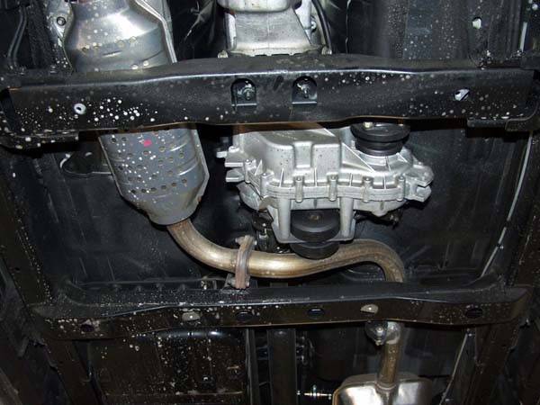 Cubre cárter metálico Kia Sorento (2002-2006) a medida