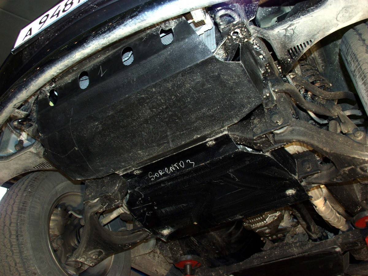 Cubre cárter metálico Kia Sorento (2002-2006) a medida