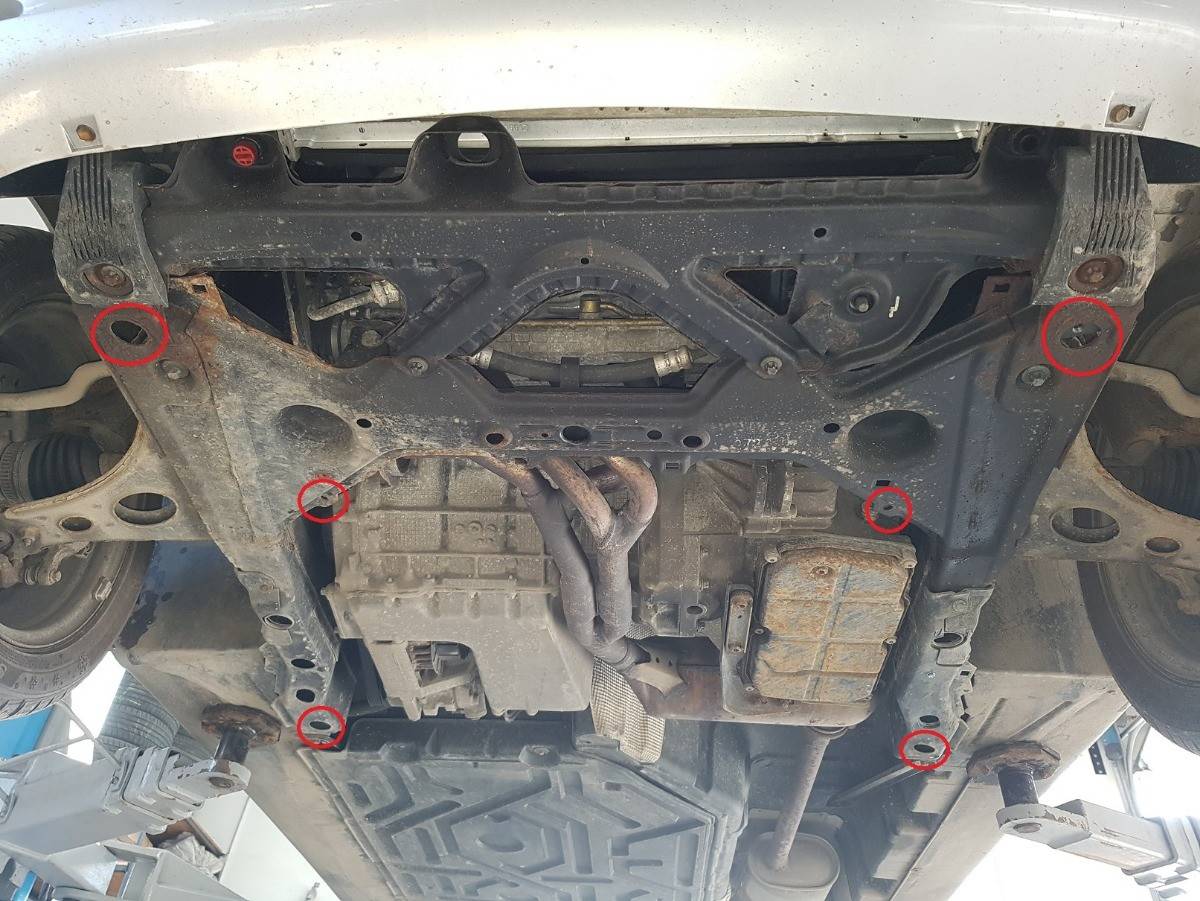 Cubre cárter metálico Mercedes Clase A W168 (1997-2004) a medida
