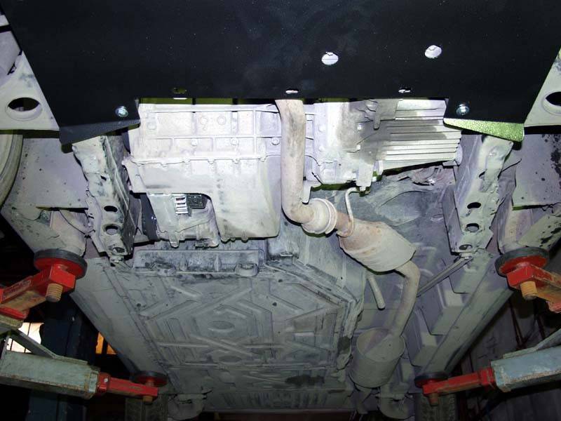 Cubre cárter metálico Mercedes Clase A W168 (1997-2004) a medida