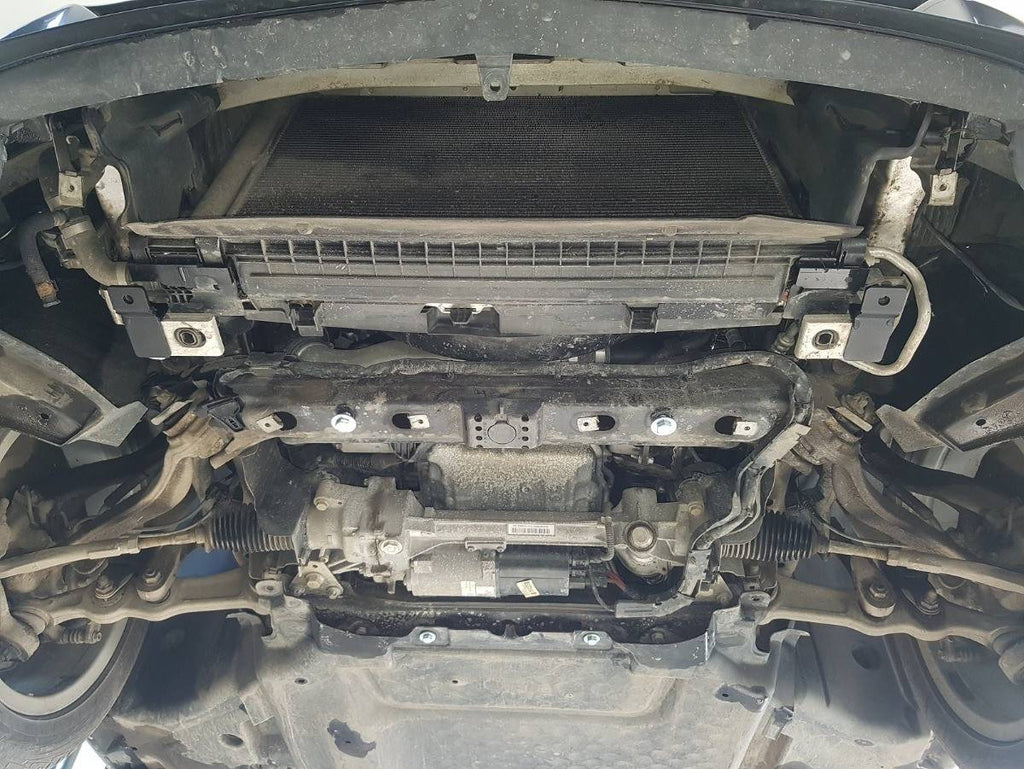 Cubre cárter metálico Mercedes Clase C W205 (2014-2020) a medida