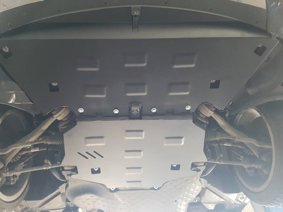 Cubre cárter metálico Mercedes Clase E W212 - 4x4 (2009-2016) a medida