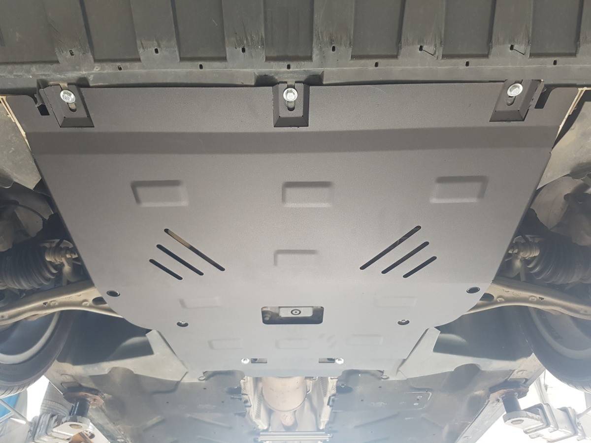 Cubre cárter metálico Mercedes CLA X117 (2013-2019) a medida