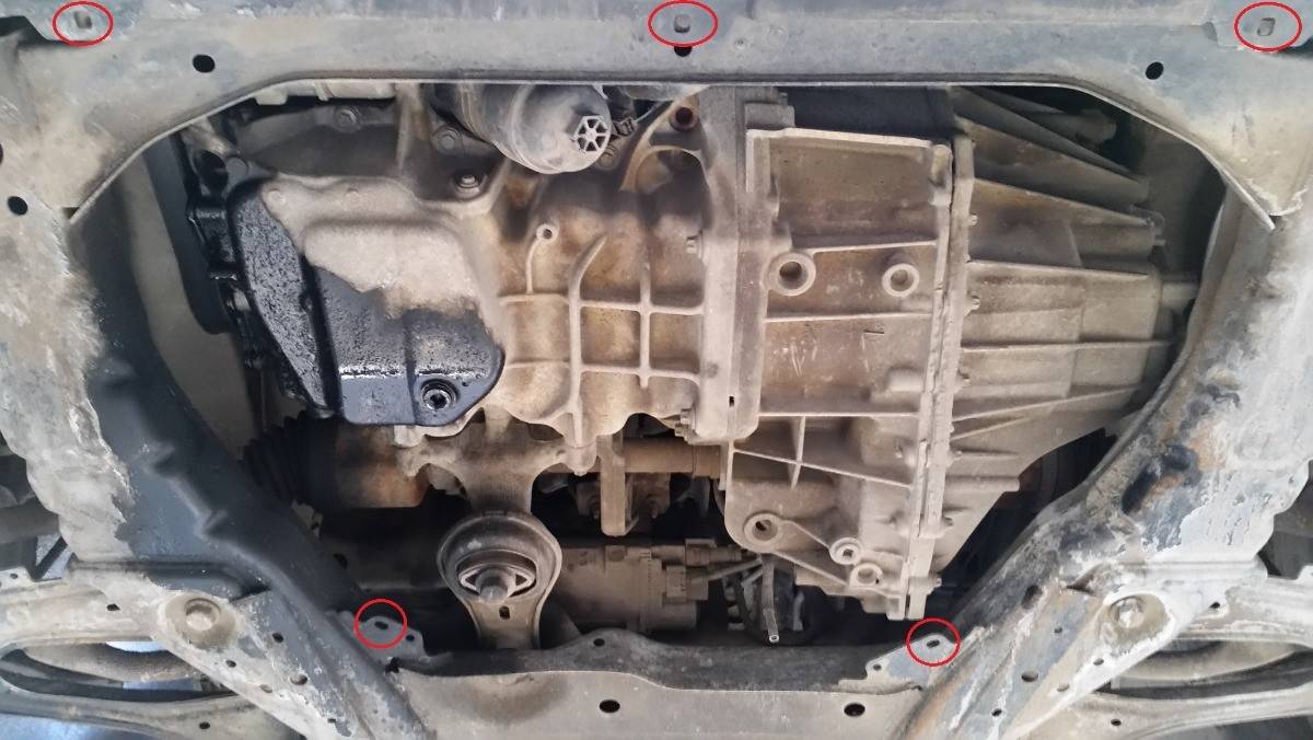 Cubre cárter metálico Mercedes Viano W447, 4x2, 1.6 D (2014-2022) a medida