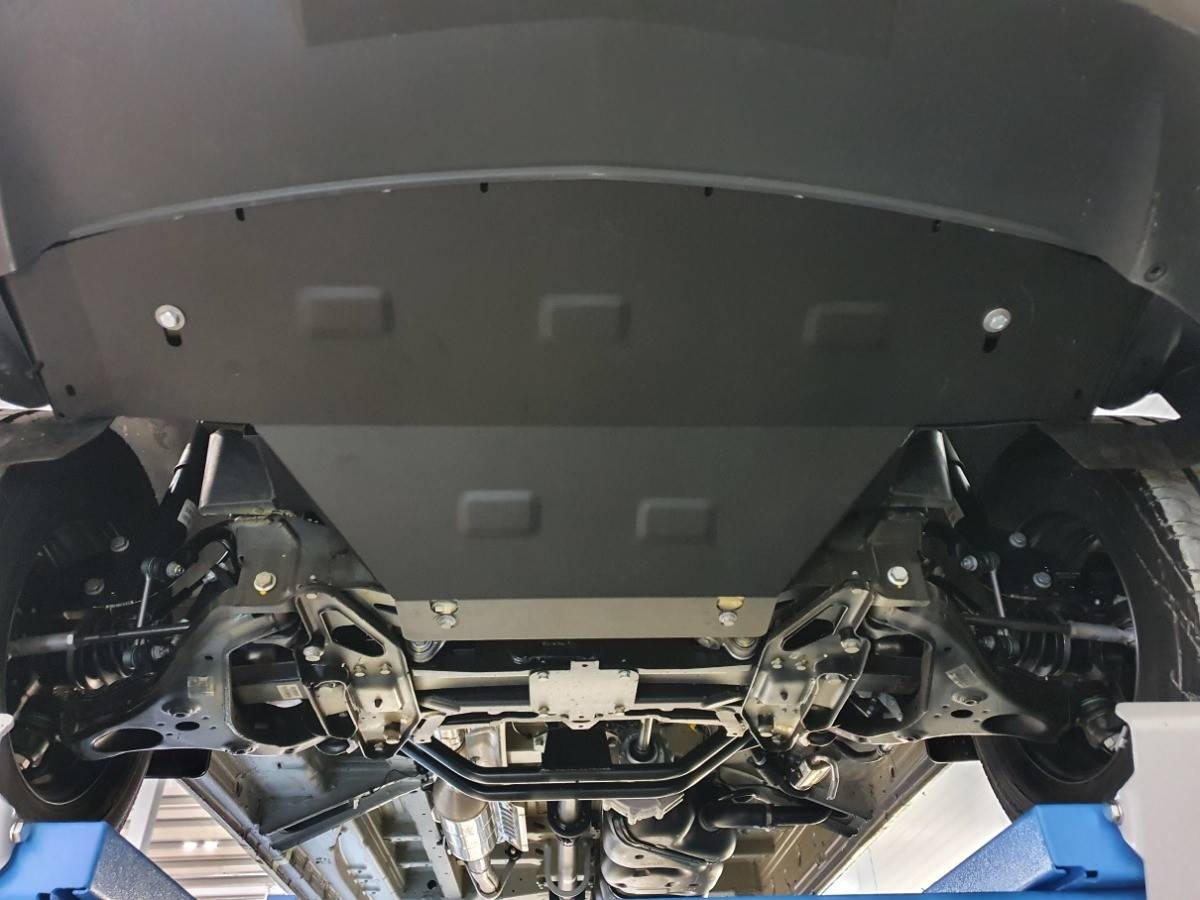 Cubre cárter metálico Mercedes Sprinter 907 4x4 (2018-2022) a medida