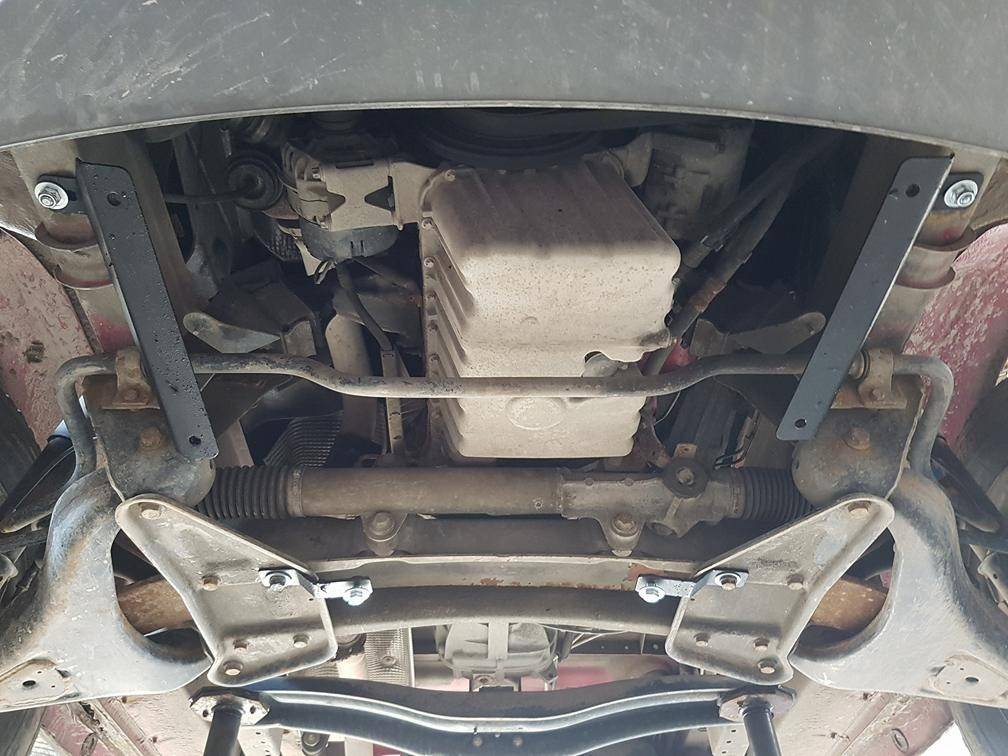 Cubre cárter metálico Mercedes Sprinter (1995-2006) a medida
