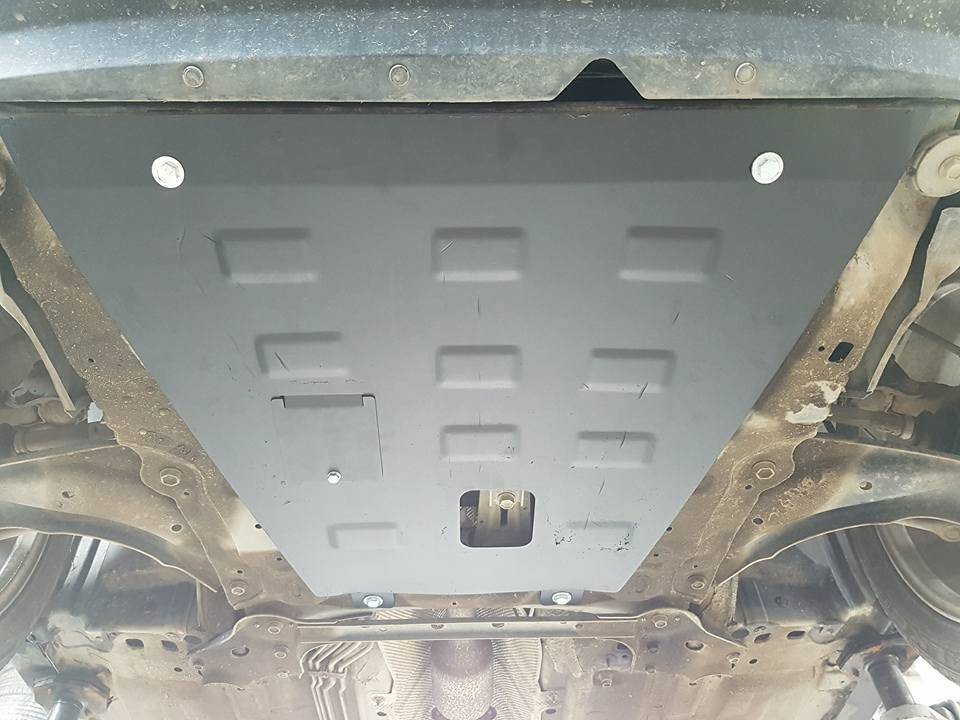Cubre cárter metálico Nissan Juke (2010-2022) a medida