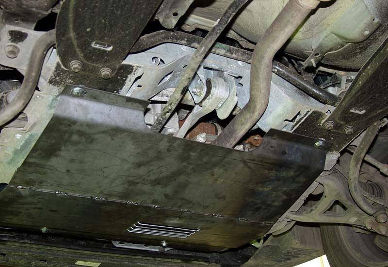 Cubre cárter metálico Nissan Kubistar (2004-2008) a medida