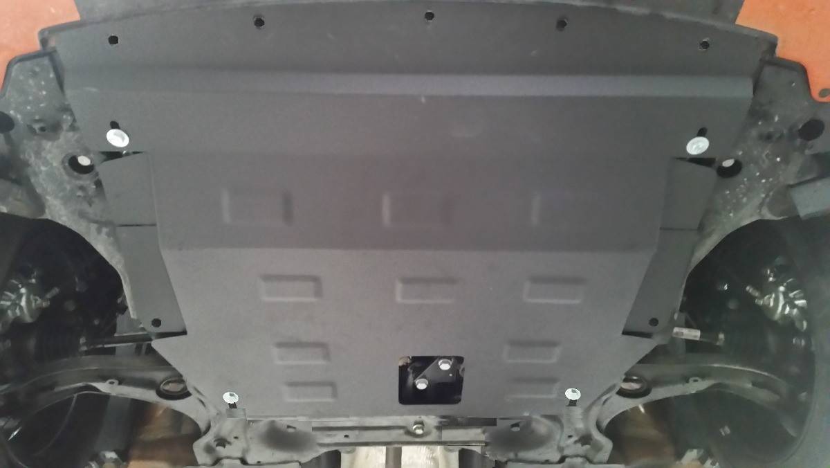 Cubre cárter metálico Nissan Micra (2010-2022) a medida