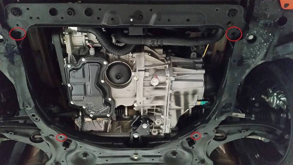Cubre cárter metálico Nissan Micra (2010-2022) a medida