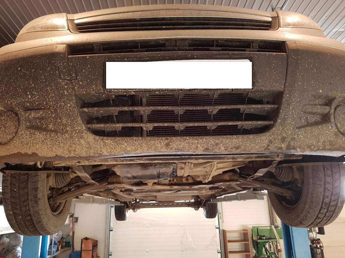 Cubre cárter metálico Nissan Primastar (2001-2015) a medida