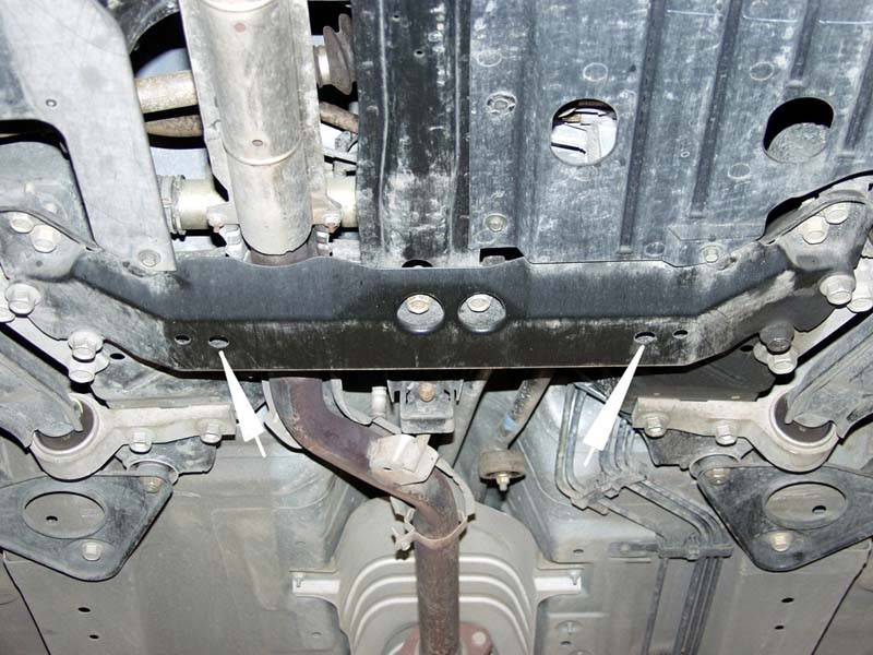 Cubre cárter metálico Nissan Primera P12 (2001-2007) a medida