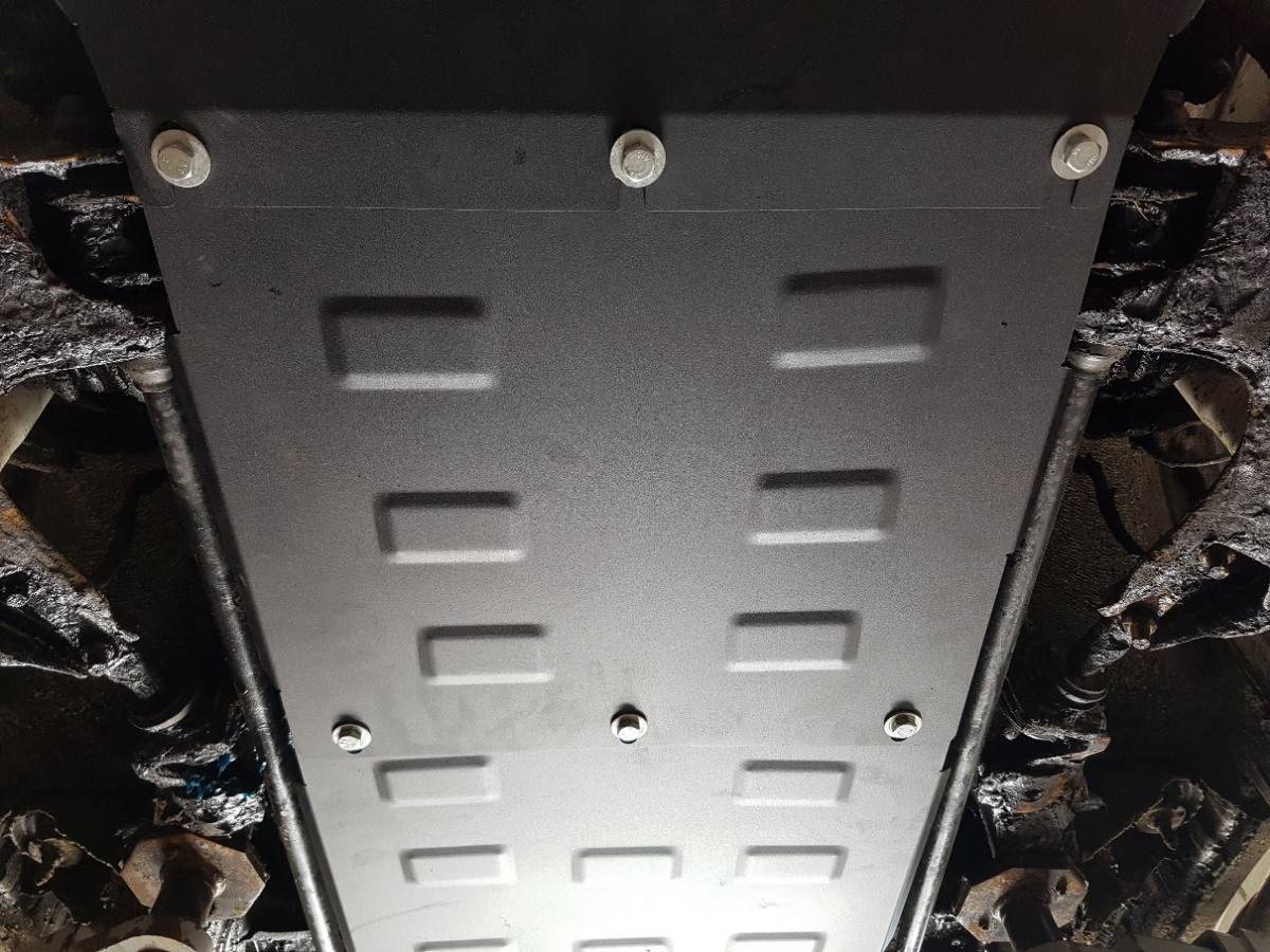Cubre cárter metálico Nissan Terrano II (1992-2007) a medida