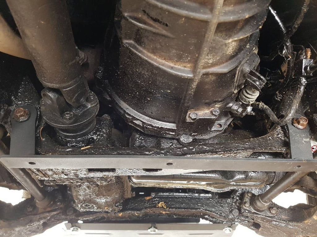 Cubre cárter metálico Nissan Terrano II (1992-2007) a medida