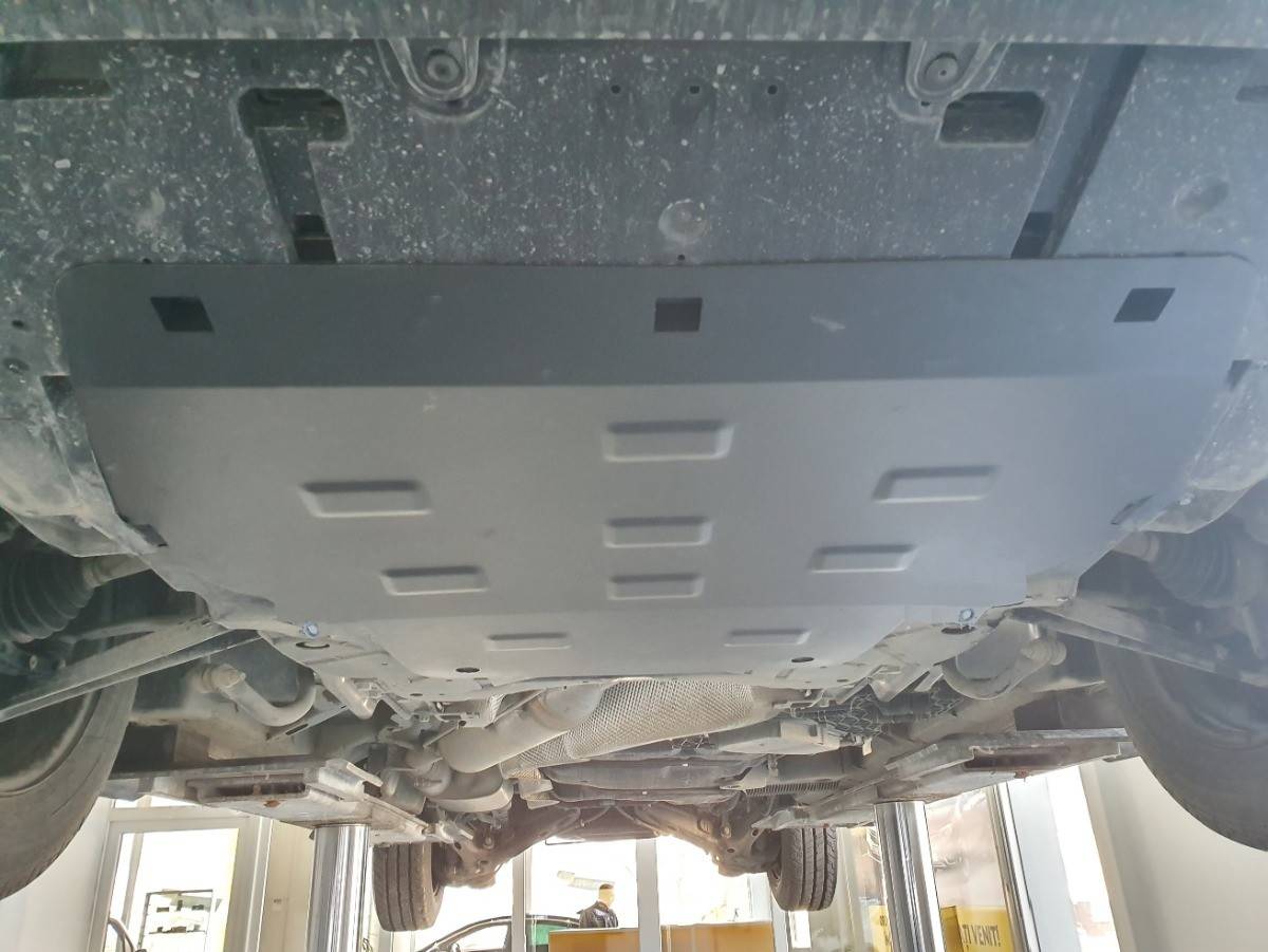 Cubre cárter metálico Opel Zafira Life (2019-2022) a medida