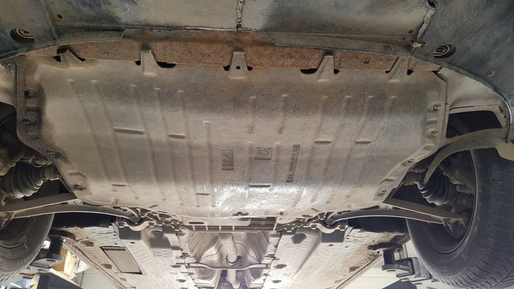 Cubre cárter metálico Skoda Octavia 2 (2004-2012) a medida