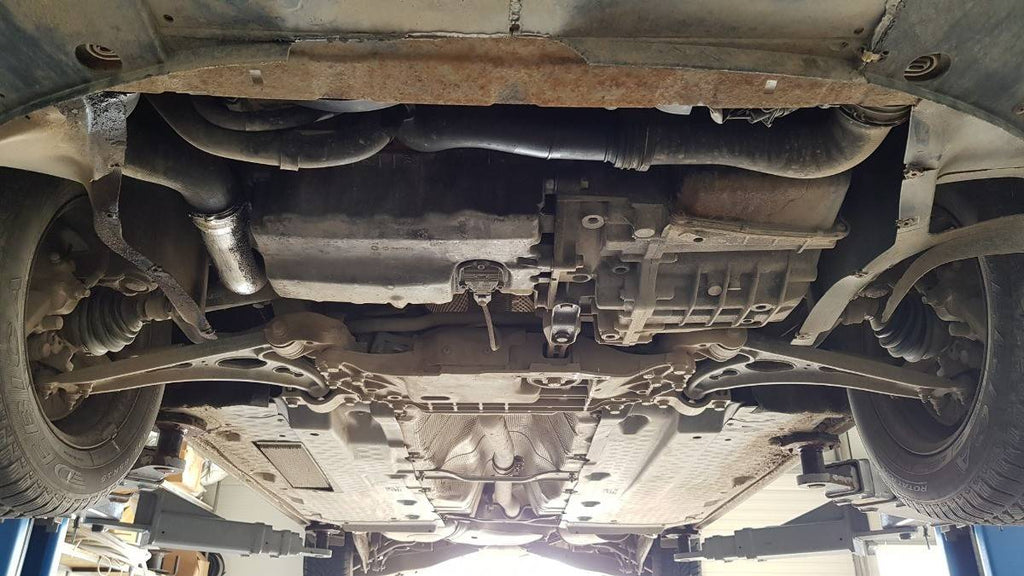 Cubre cárter metálico Skoda Octavia 2 (2004-2012) a medida