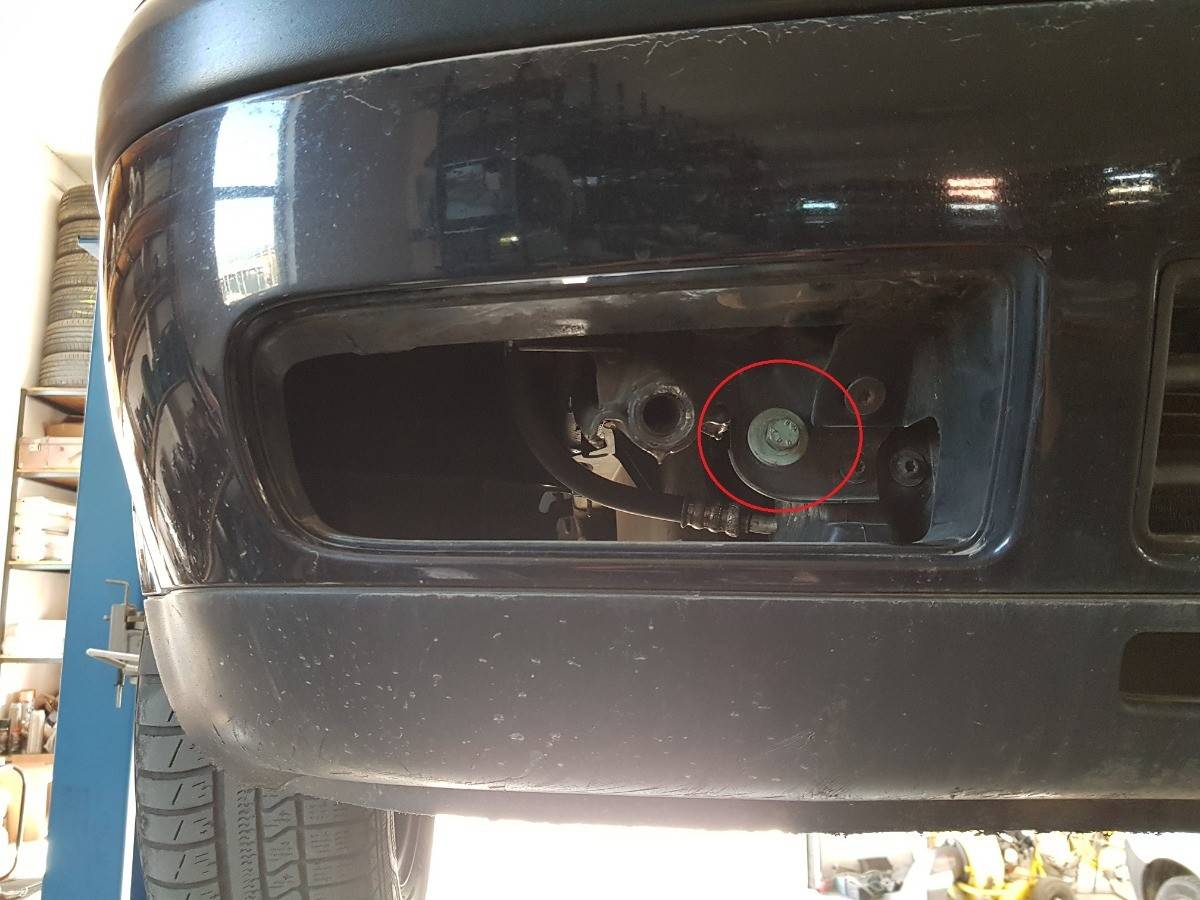 Cubre cárter metálico Skoda Octavia Tour (1998-2010) a medida