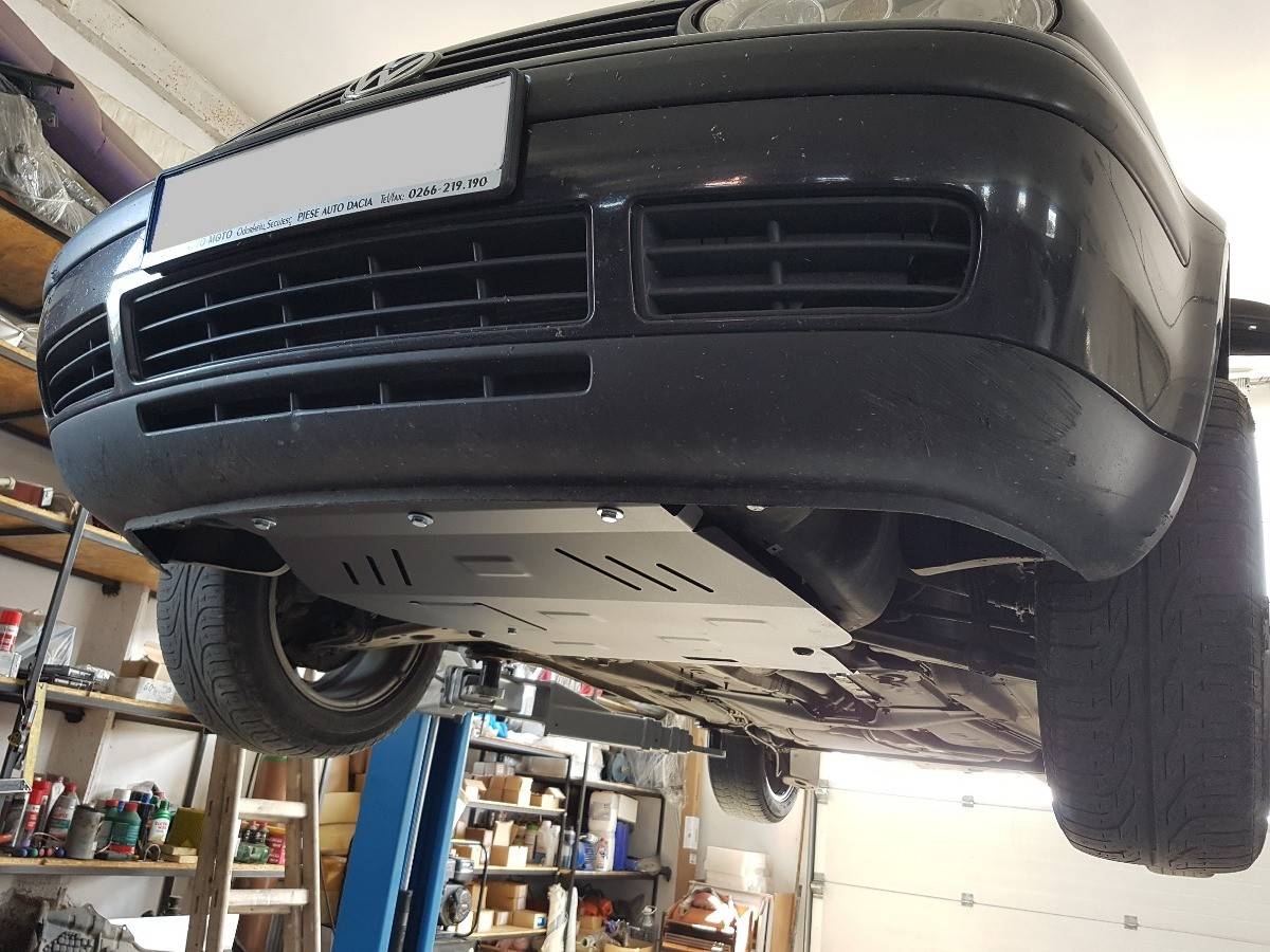 Cubre cárter metálico Skoda Octavia Tour (1998-2010) a medida