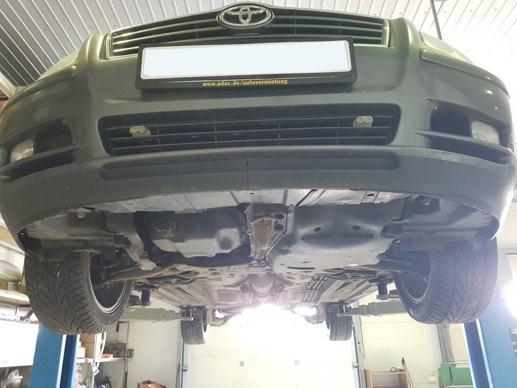 Cubre cárter metálico Toyota Avensis (2003-2008) a medida