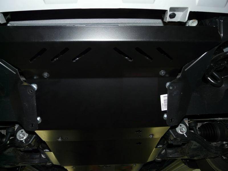 Cubre cárter metálico Toyota Hilux (2004-2015) a medida