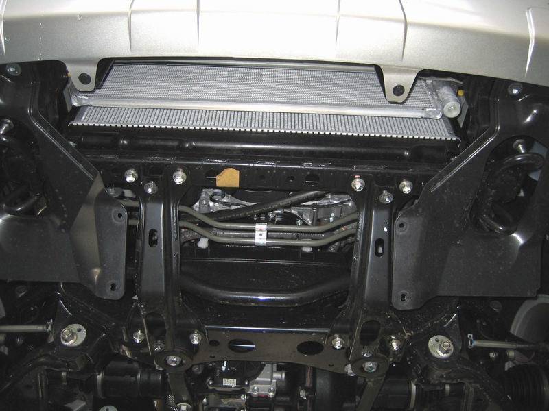 Cubre cárter metálico Toyota Hilux (2004-2015) a medida
