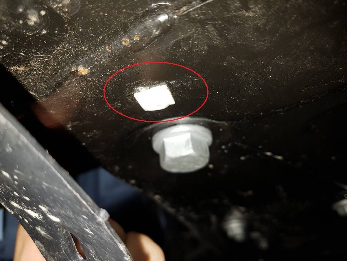 Cubre cárter metálico Toyota Proace Furgoneta (2016-2019) a medida