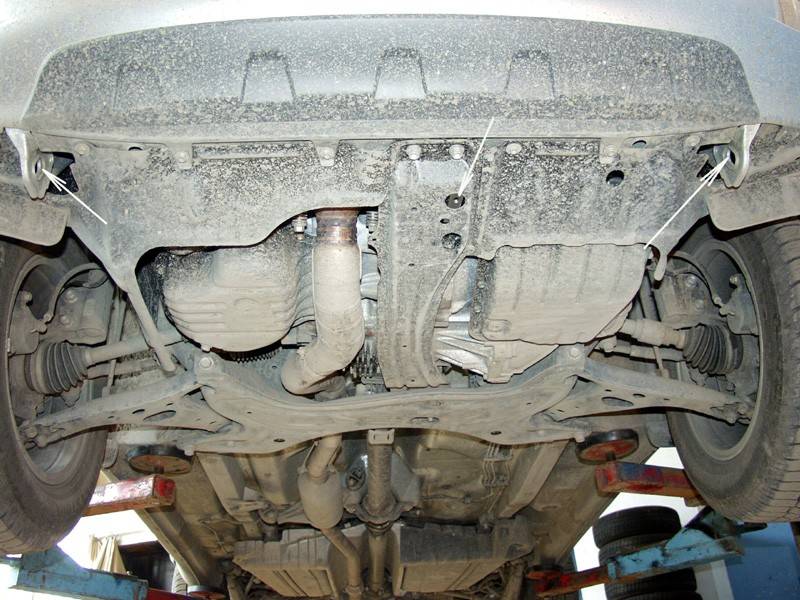 Cubre cárter metálico Toyota Rav4 (2000-2006) a medida