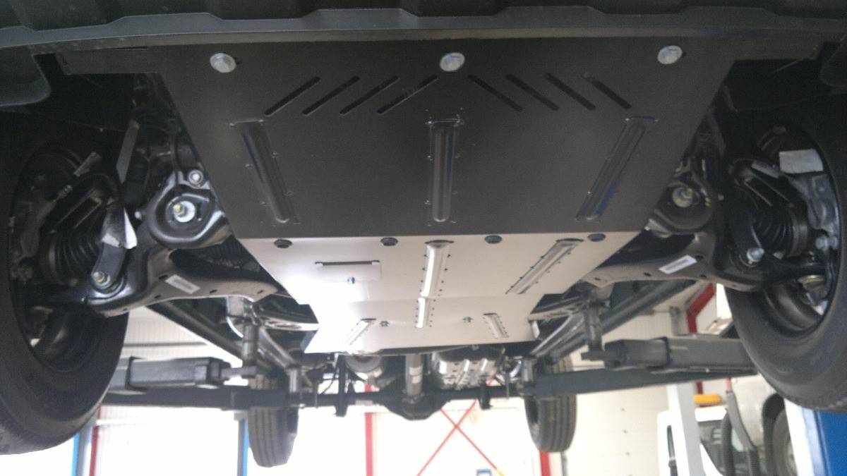 Cubre cárter metálico Volkswagen Amarok (2010-2022) a medida