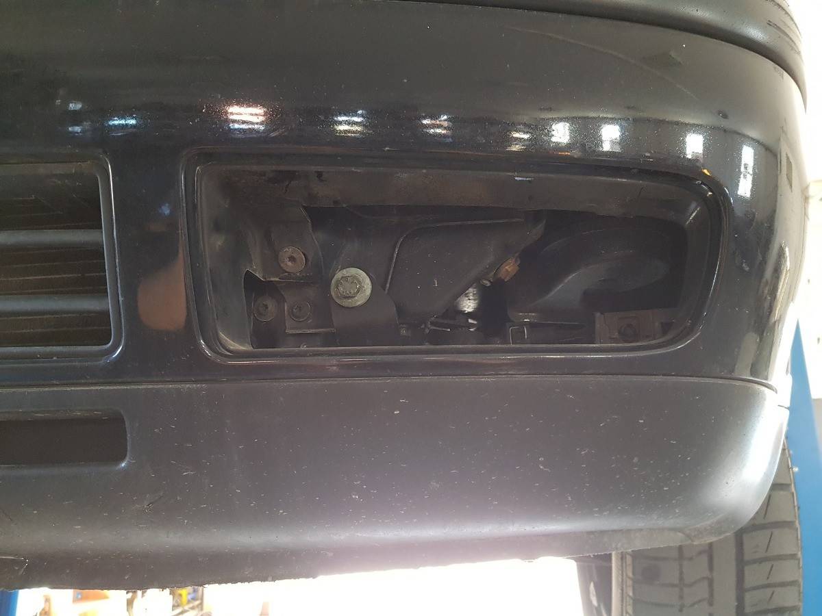 Cubre cárter metálico Volkswagen Bora (1998-2006) a medida