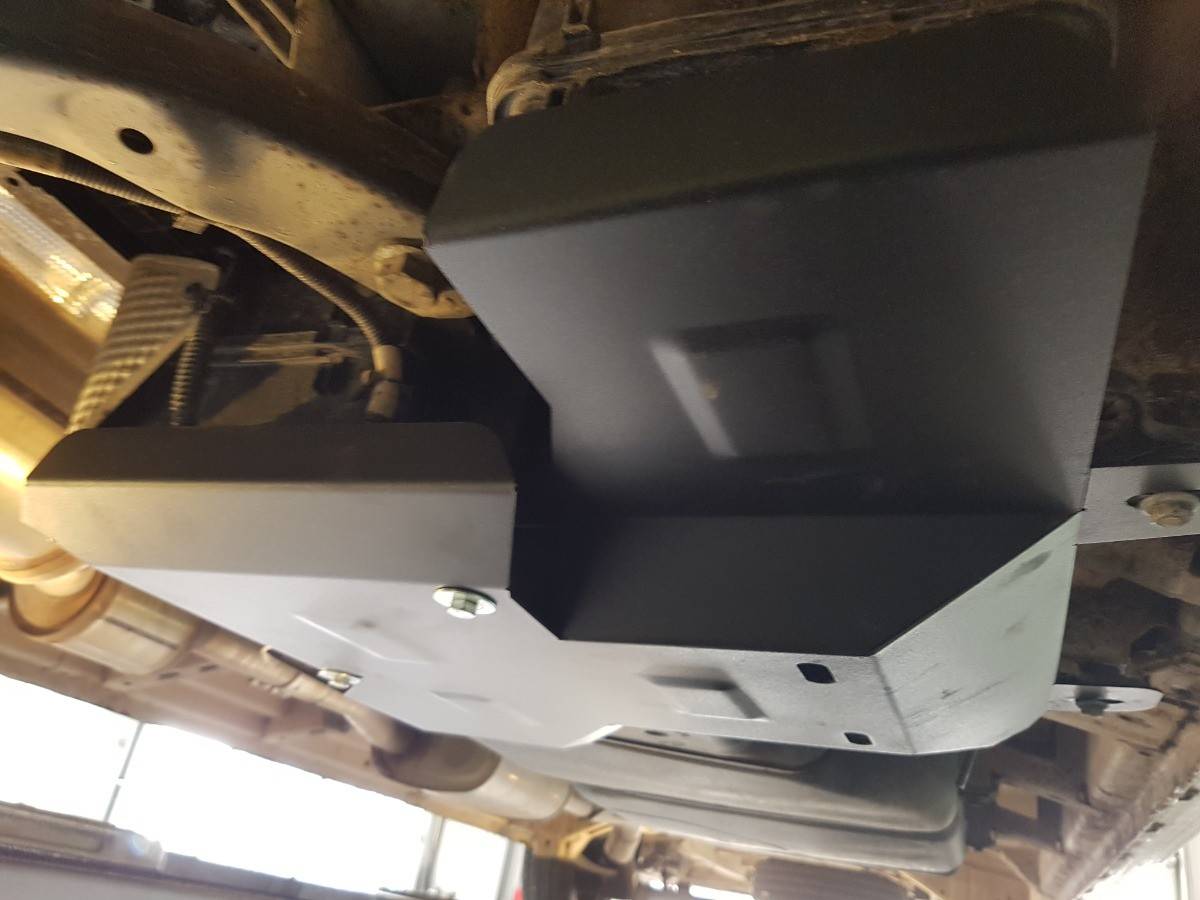 Protección del Depósito de Adblue Volkswagen Crafter (2017-2020)