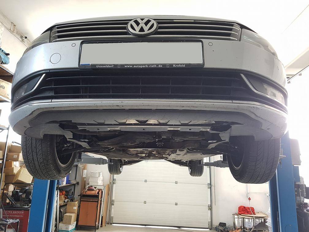 Cubre cárter metálico Volkswagen Passat B6 (2005-2010) a medida