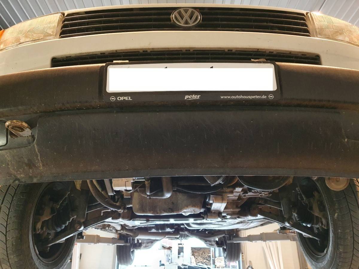 Cubre cárter metálico Volkswagen Transporter T4 Caravelle (1990-2003) a medida