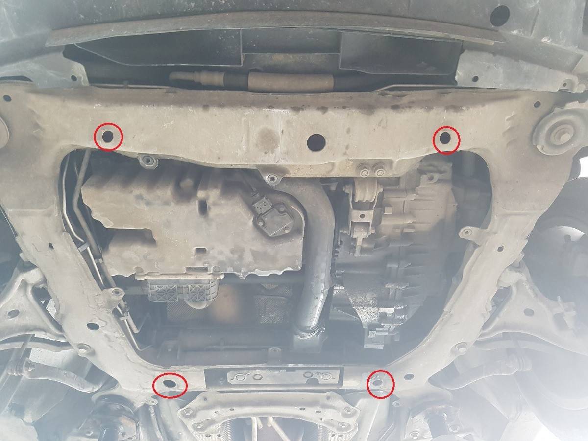 Cubre cárter metálico Volvo XC70 Cross Country (1997-2007) a medida