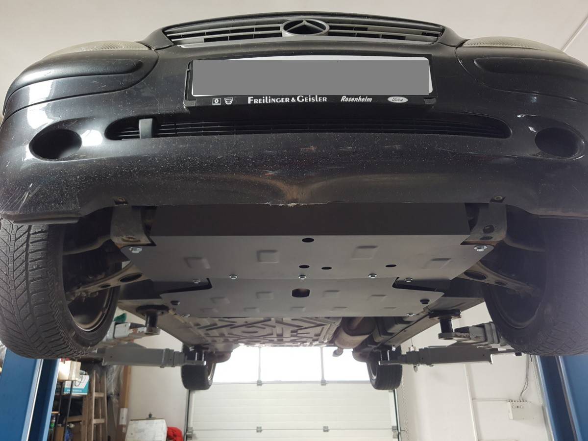 Cubre cárter metálico Mercedes Vaneo W414 (2001-2006) a medida