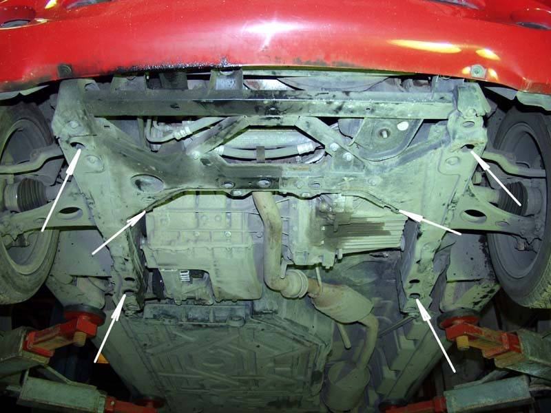 Cubre cárter metálico Mercedes Vaneo W414 (2001-2006) a medida