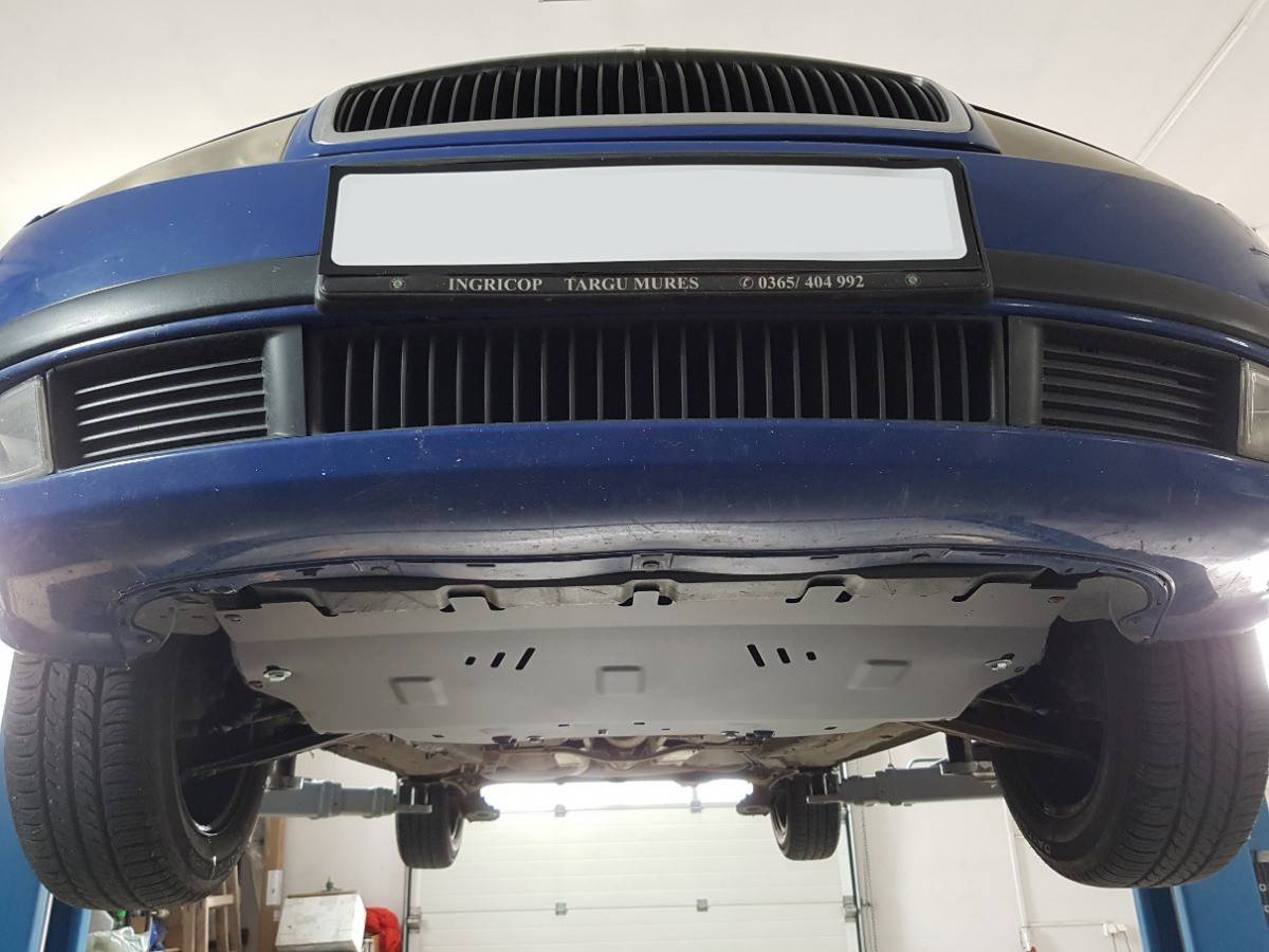 Cubre cárter metálico Skoda Spaceback (2012-2022) a medida